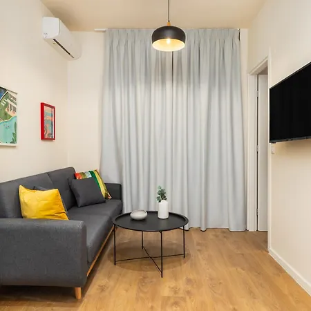 Boat House - Near Papafi Metro Station * Selanik