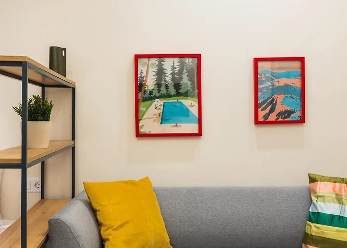 Apartment Boat House - Near Papafi Metro Station *
